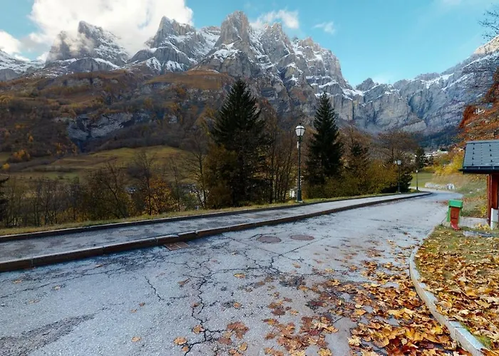 Mountain Escape For 5 In 公寓